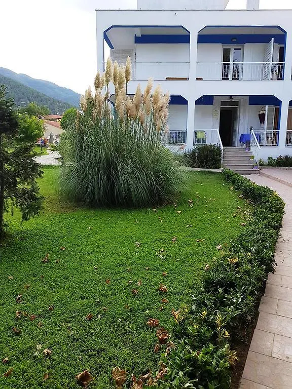 Hotel de apartamente Villa Riviera Stavros